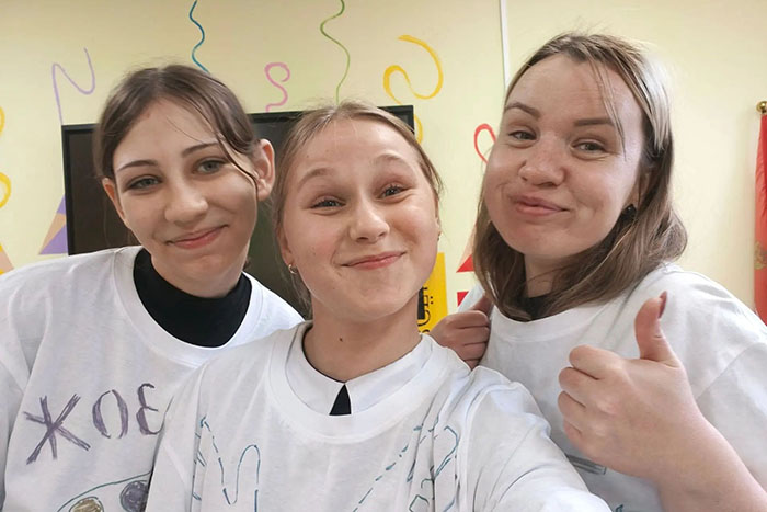 Команда волонтеров в деле